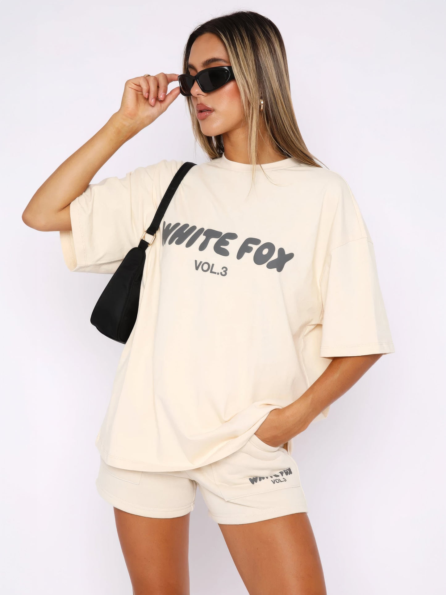 Oversized T-Shirt & Shorts Set | Casual & Trendy | Streetwear Style