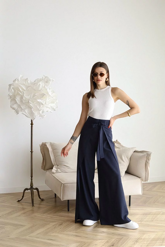 High-Waisted Wide-Leg Trousers | Elegant | Comfortable Fit