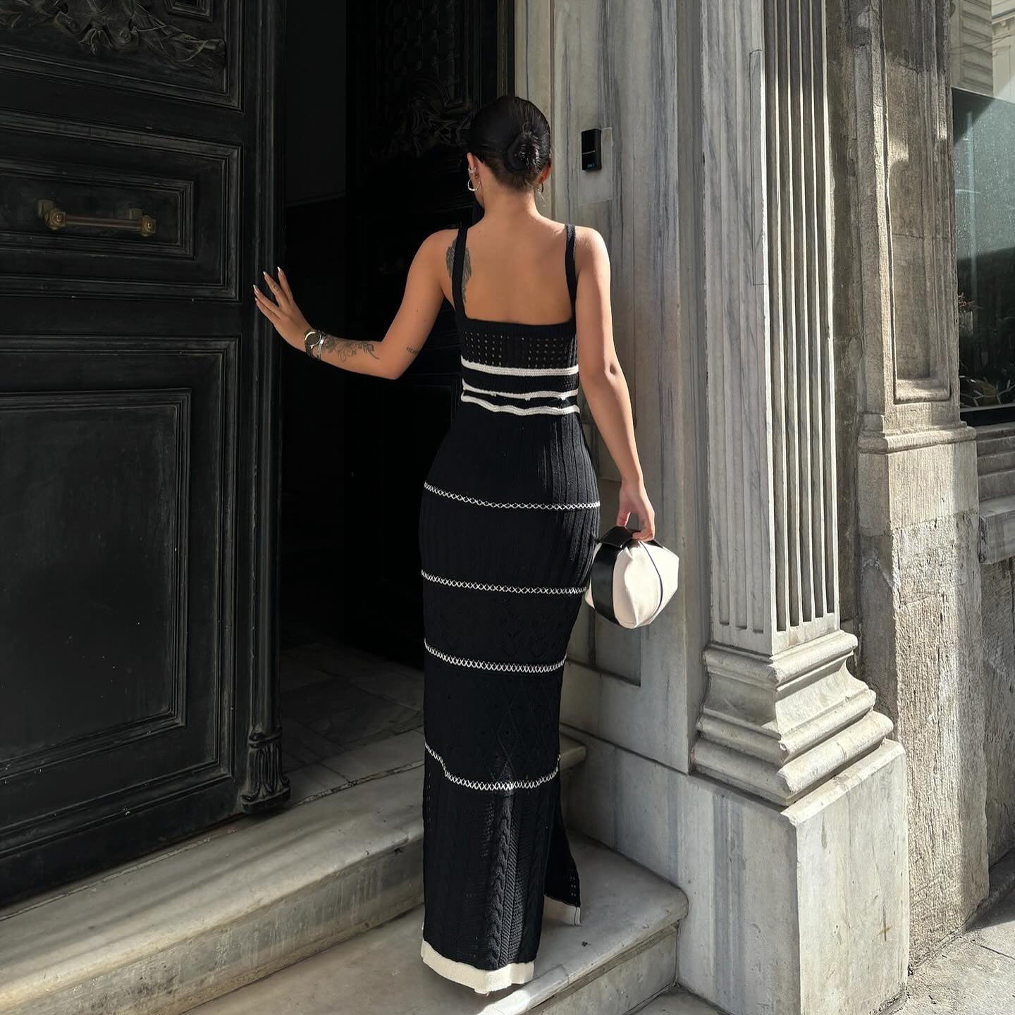 Elegant Knit Maxi Dress | Figure-Hugging | Statement Look