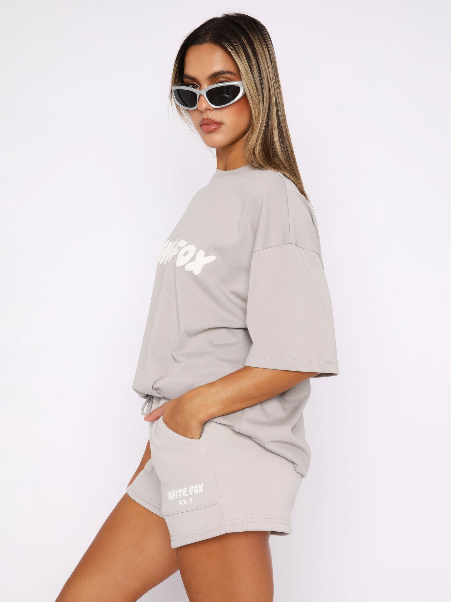 Oversized T-Shirt & Shorts Set | Casual & Trendy | Streetwear Style