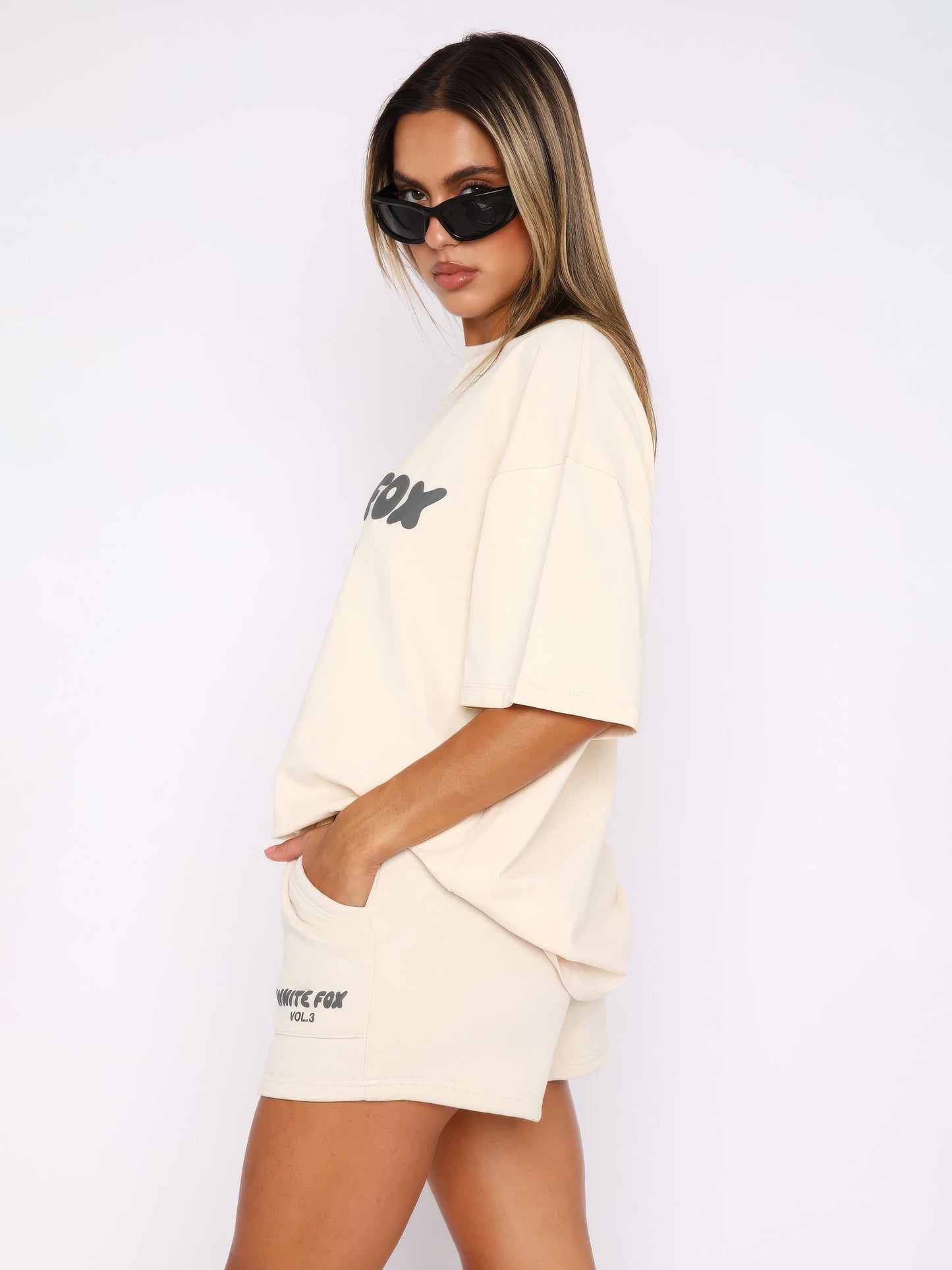 Oversized T-Shirt & Shorts Set | Casual & Trendy | Streetwear Style