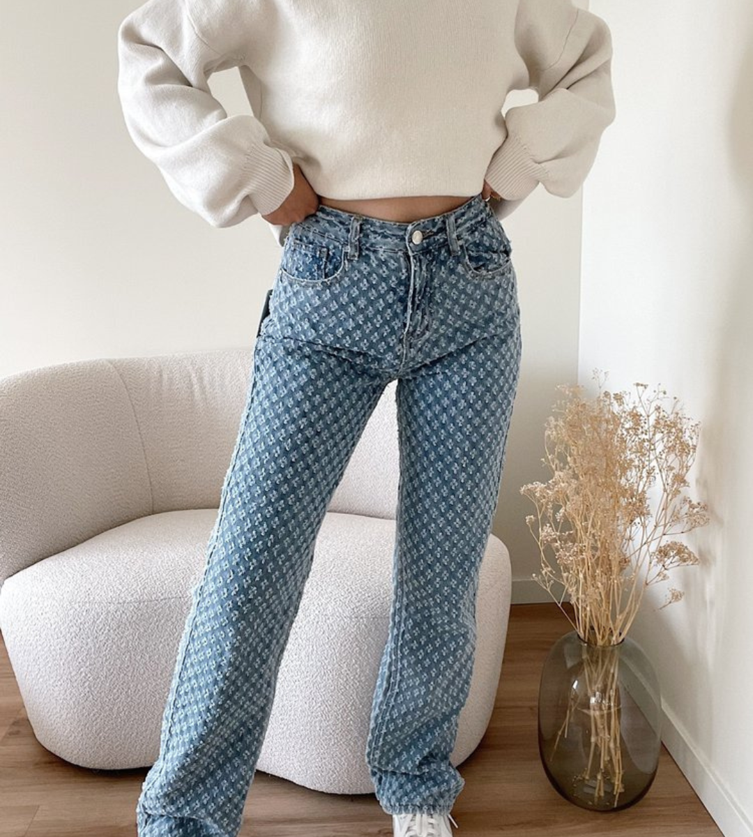 Printed Straight-Leg Jeans | Trendy & Comfortable | Perfect for Casual Chic