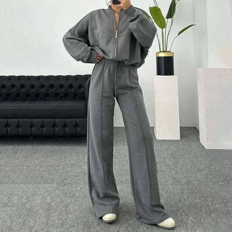 Oversized Zip-Up Sweatshirt & Wide-Leg Pants Set | Casual & Trendy | Effortless Style