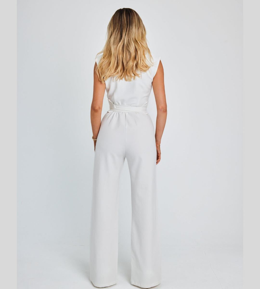 Belted Wide-Leg Jumpsuit | Elegant & Versatile | Perfect for Day to Night