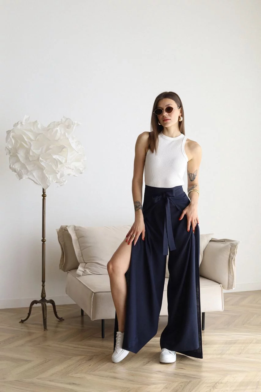 High-Waisted Wide-Leg Trousers | Elegant | Comfortable Fit