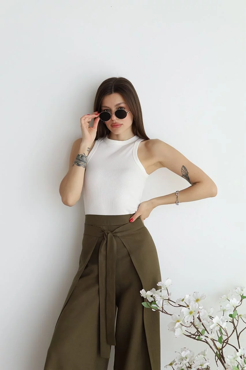 High-Waisted Wide-Leg Trousers | Elegant | Comfortable Fit