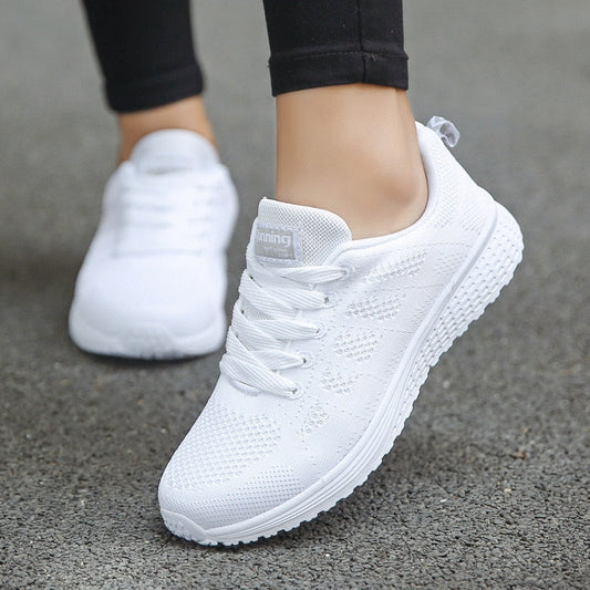 Lightweight Mesh Sneakers | Sporty | Breathable & Comfortable