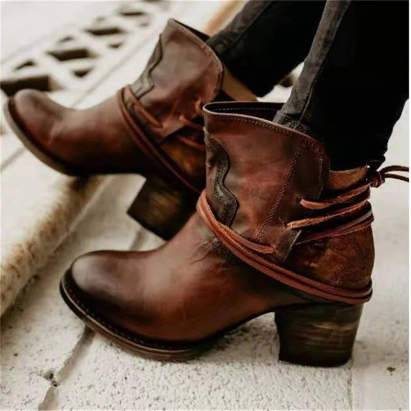 Vintage Western Ankle Boots | Distressed Leather Look | Stylish & Comfortable