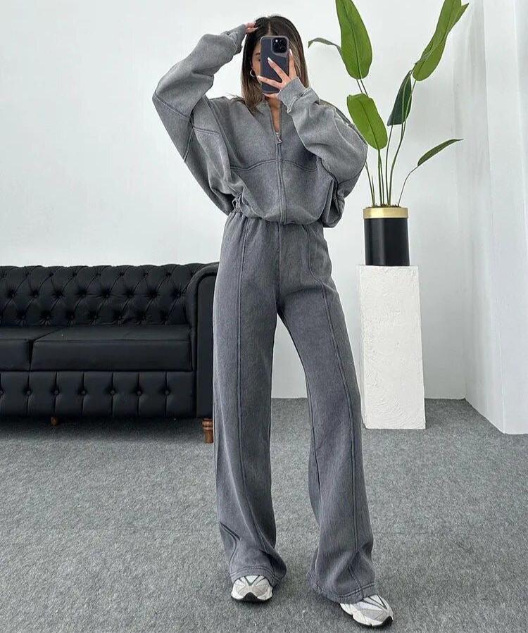 Oversized Zip-Up Sweatshirt & Wide-Leg Pants Set | Casual & Trendy | Effortless Style