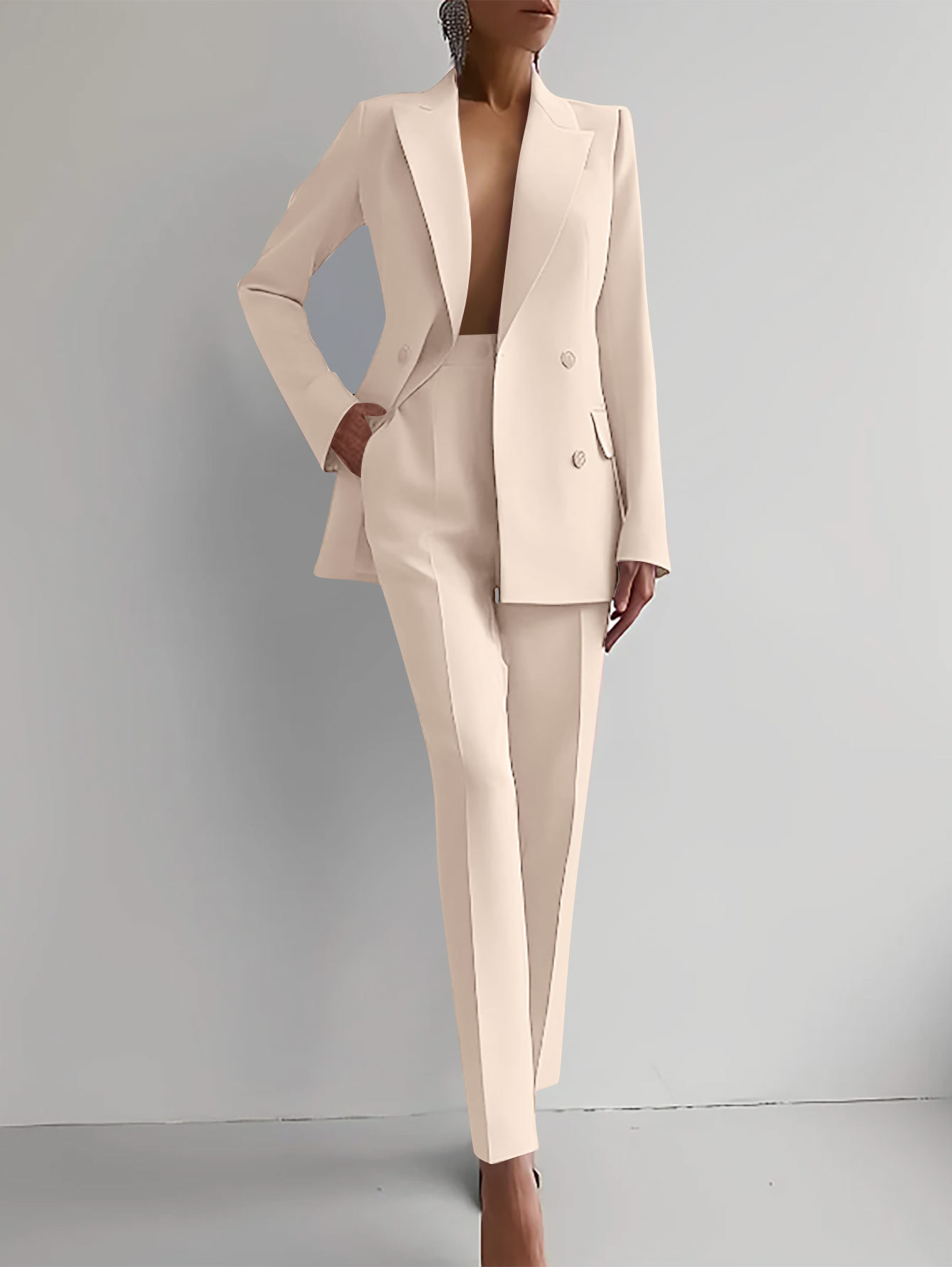 Tailored Pantsuit | Chic | Powerful & Elegant