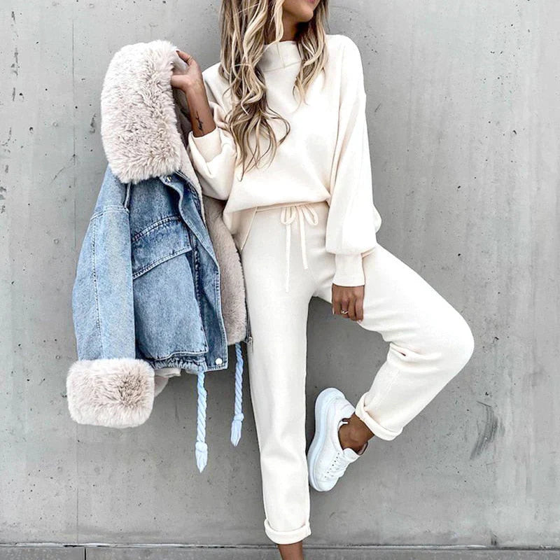 Cozy Loungewear Set | Two-Piece | Chic & Comfortable