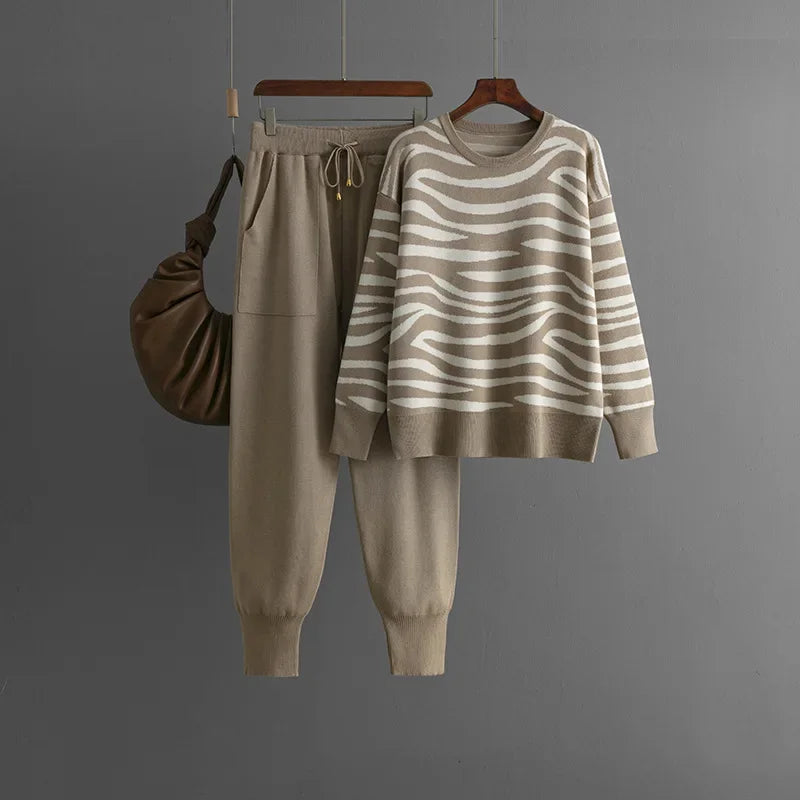 Zebra Knit Lounge Set | Cozy & Stylish | Two-Piece Jogger Set