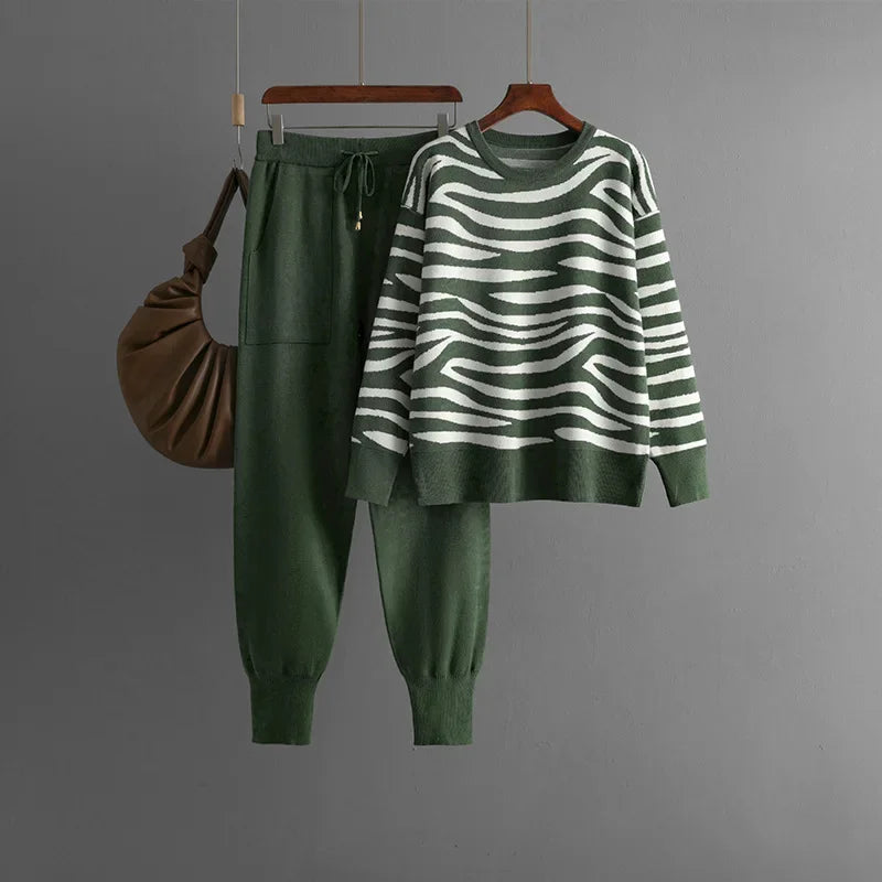 Zebra Knit Lounge Set | Cozy & Stylish | Two-Piece Jogger Set