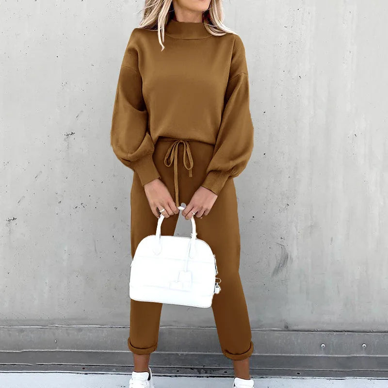 Cozy Loungewear Set | Two-Piece | Chic & Comfortable