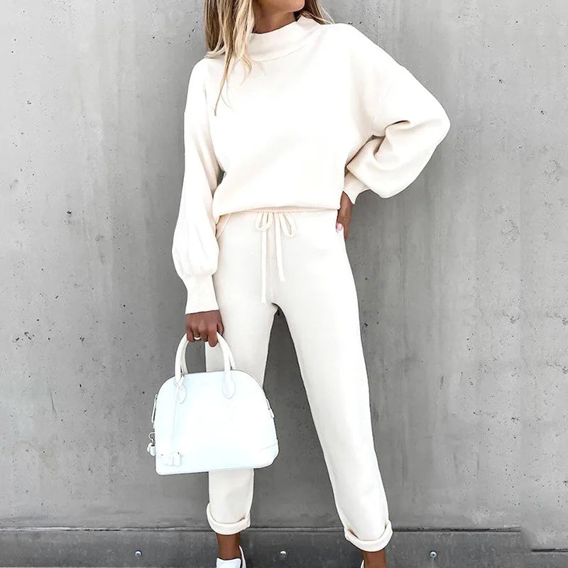 Cozy Loungewear Set | Two-Piece | Chic & Comfortable