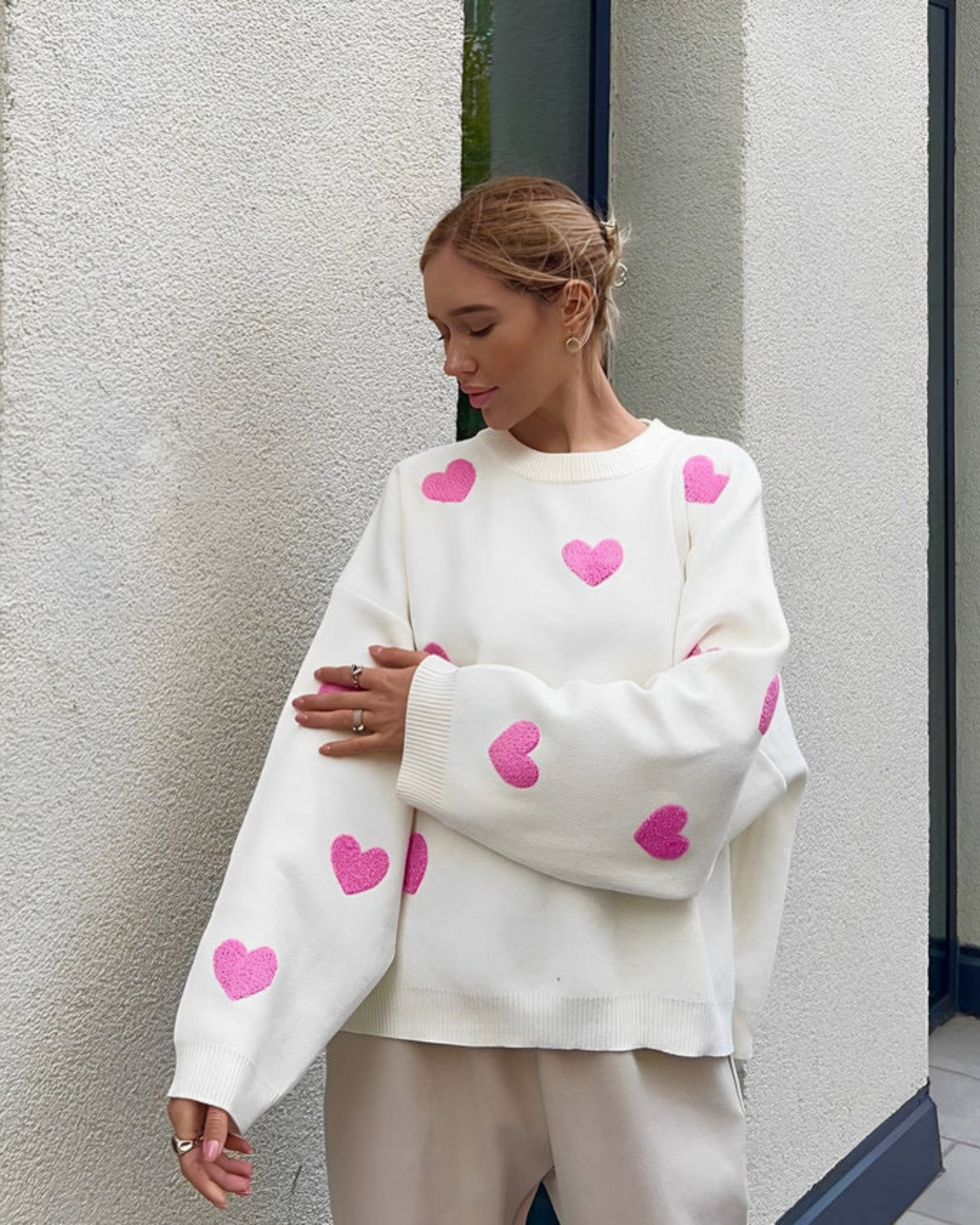 Oversized Heart Sweater | Cozy | Cute & Romantic