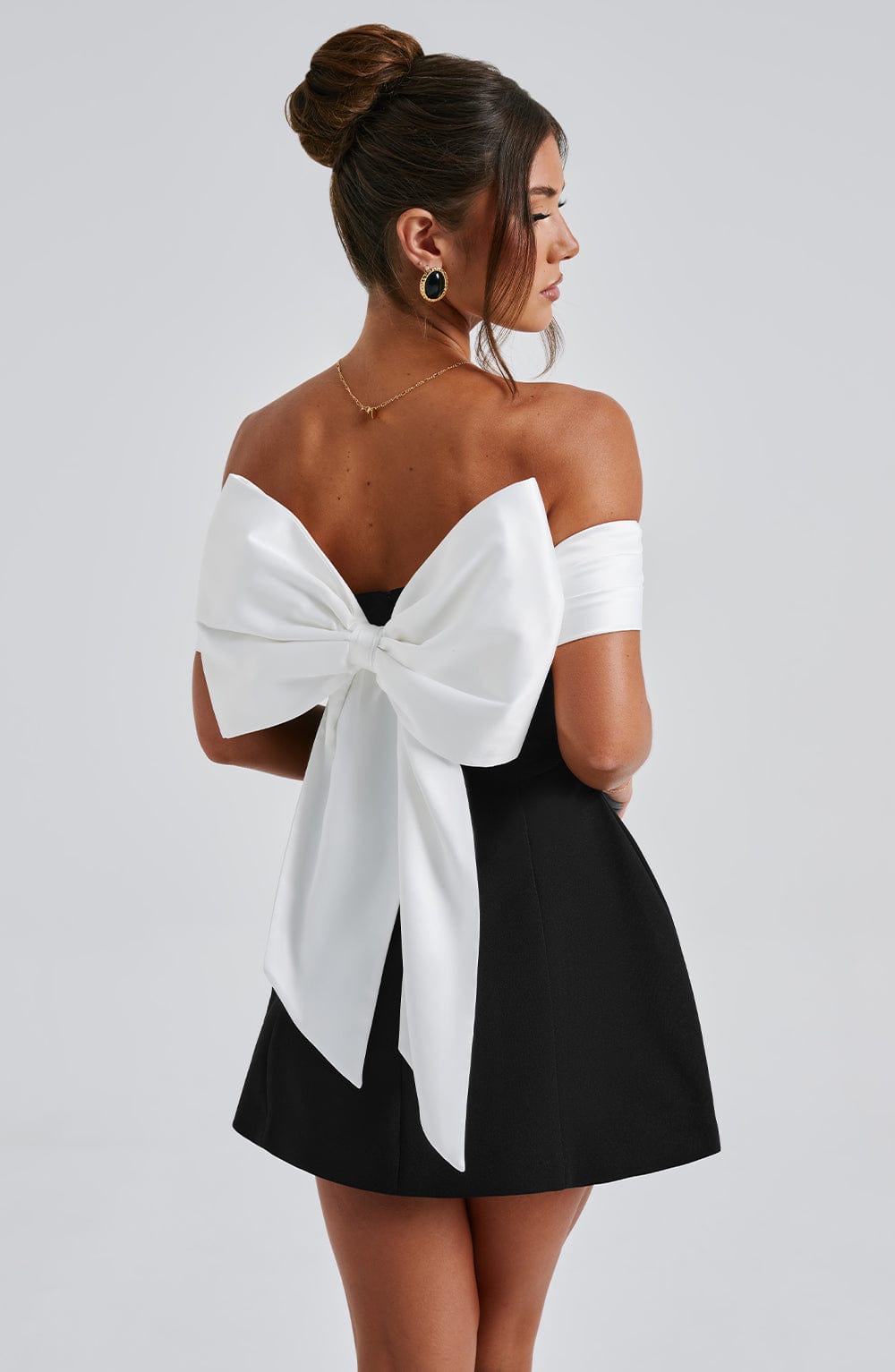 Off-Shoulder Mini Dress | Elegant & Sophisticated | Perfect for Special Occasions