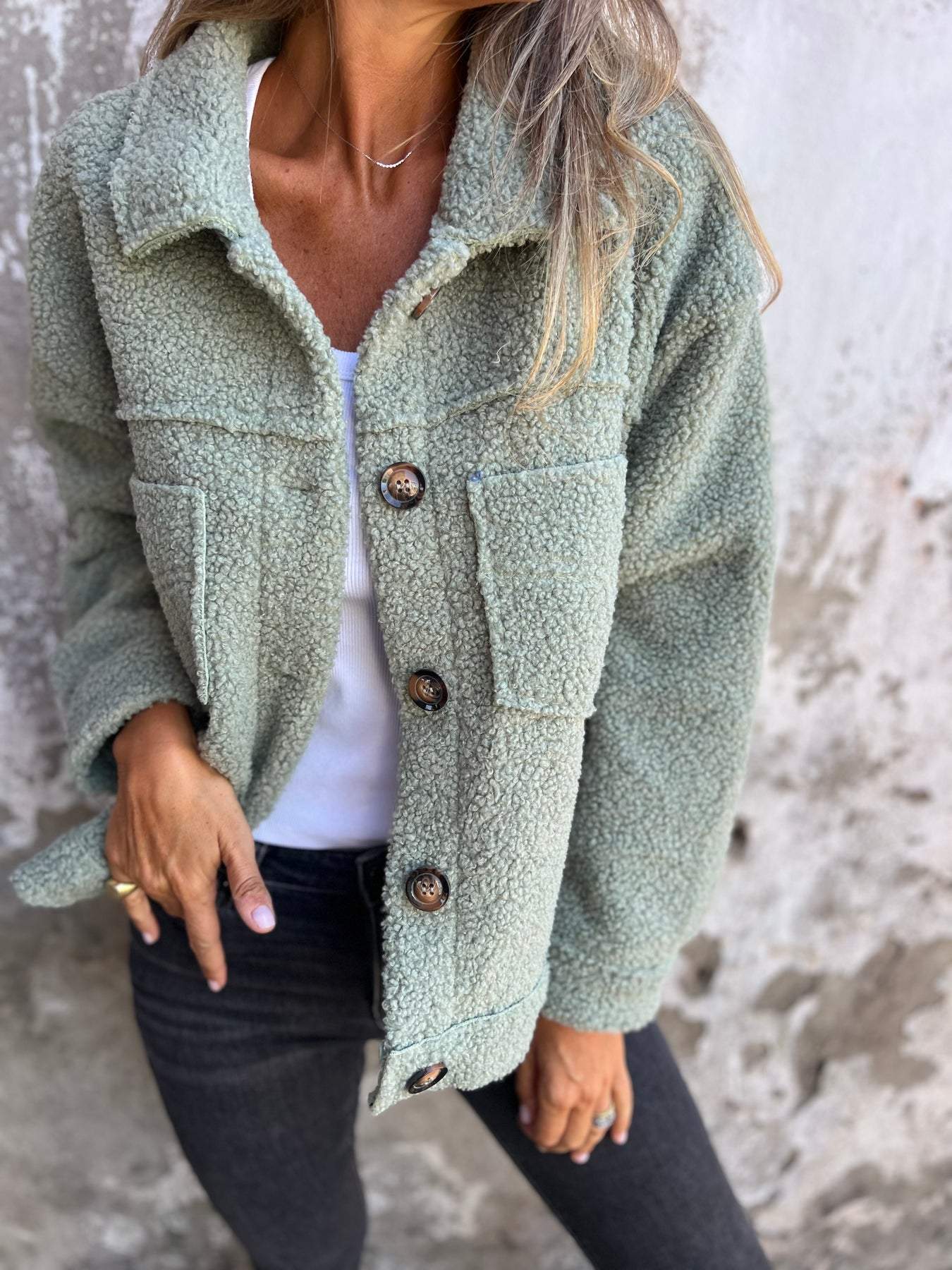 Sherpa Button-Up Jacket | Cozy & Stylish | Fall Essential