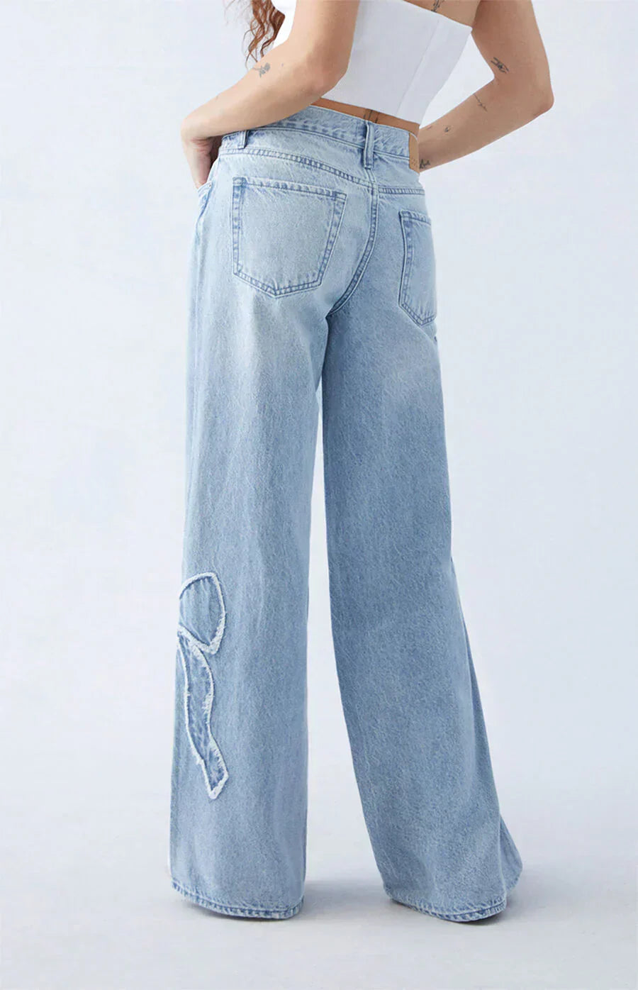 Wide-Leg Embroidered Jeans | Trendy & Feminine | Perfect for Casual Chic