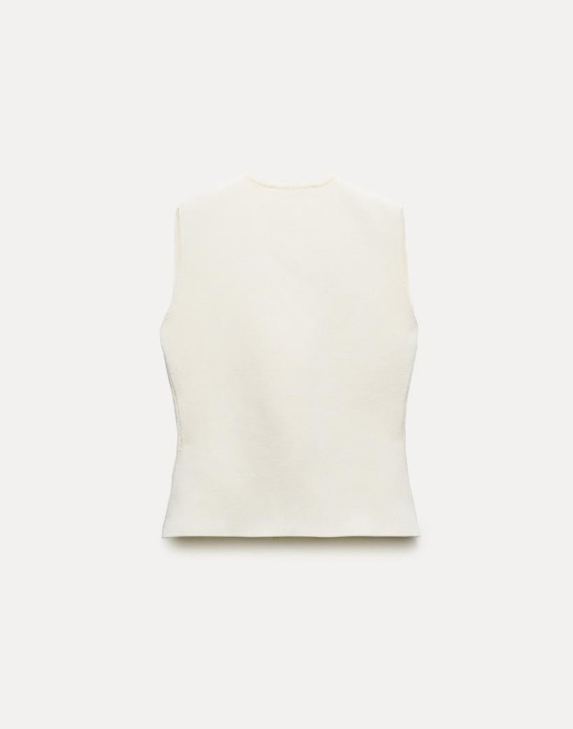 Sleeveless Buttoned Vest | Elegant & Timeless | Chic Layering Piece