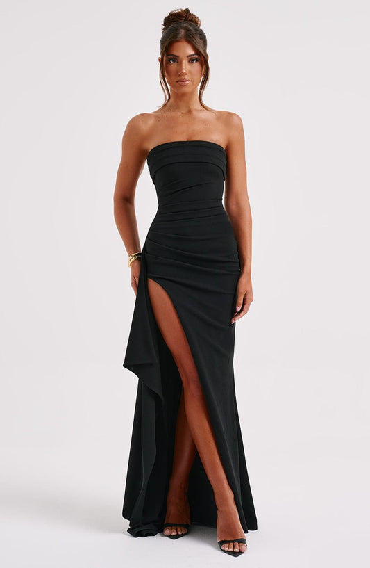 Strapless Evening Gown | Elegant & Chic | Perfect for Formal Events